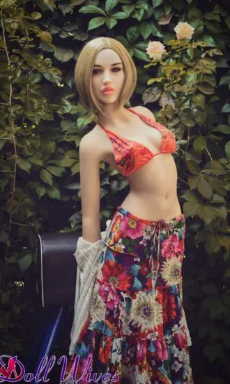 Arianna: Blonde Japanese Sex Doll